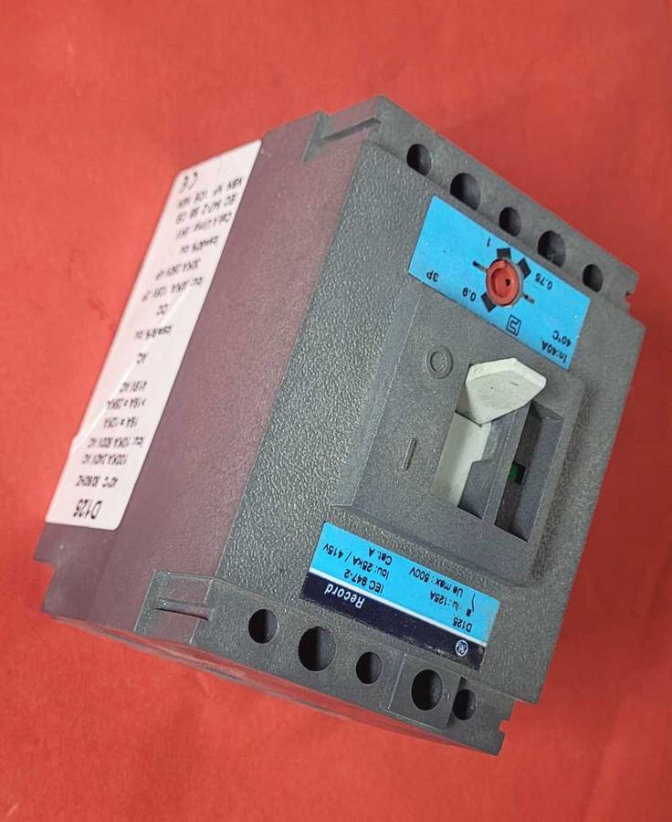 D125 Général Electric 415V AC Breaker