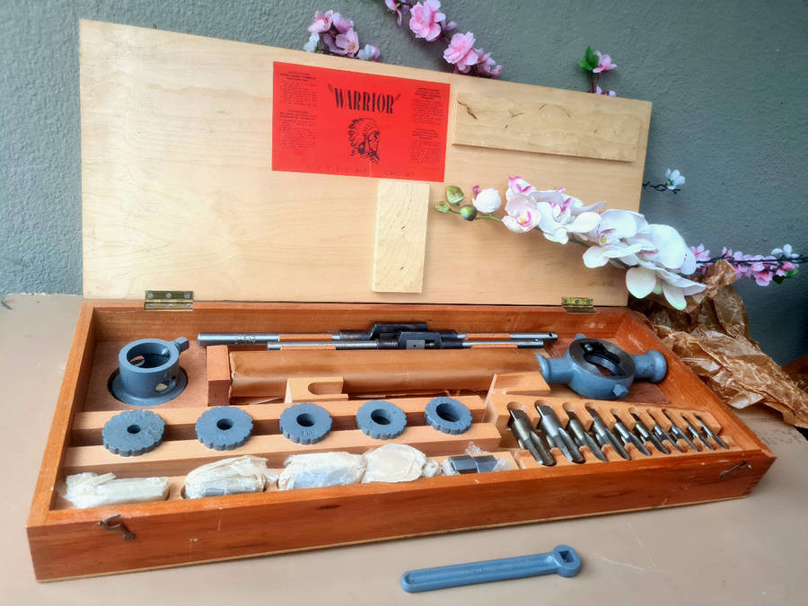 UNUSED.. Large English WORRIOR TAPS & DIE SET-With 1x Piece Missing-As Pictured.)