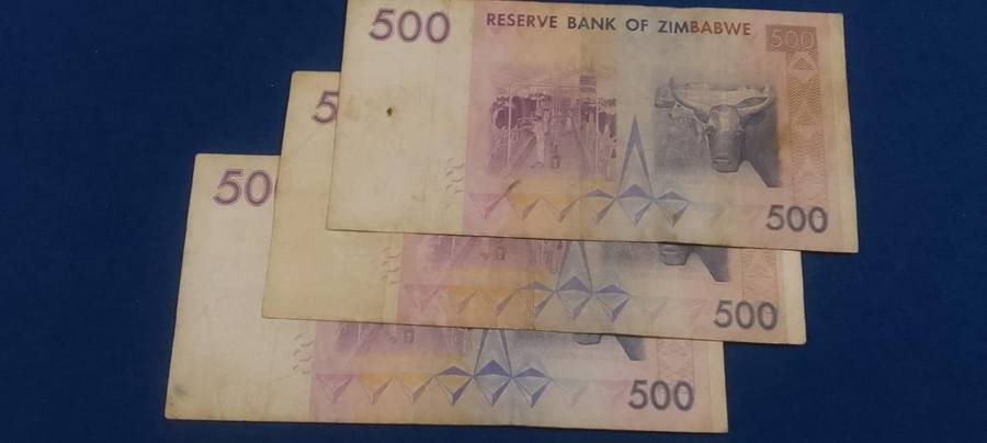 BANK OF ZIMBABWE FIVE HUNDRED DOLLARS -  CIRCULATED CONDITION - 2007 - BID PER NOTE