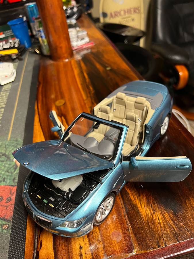 Bmw 6 series convertible - 1/18 model by Kyosho