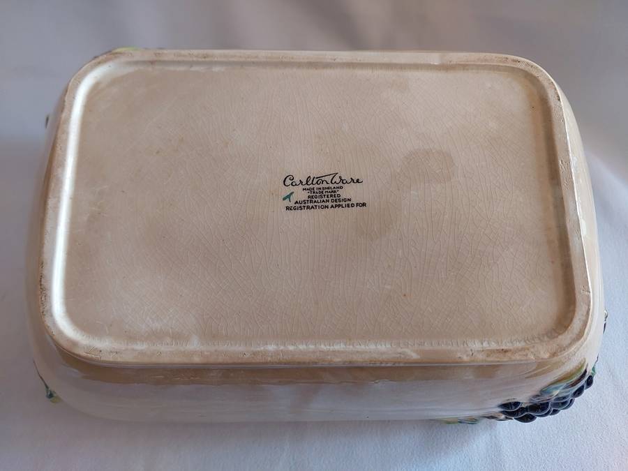 Carlton ware Grapevine planter Brown