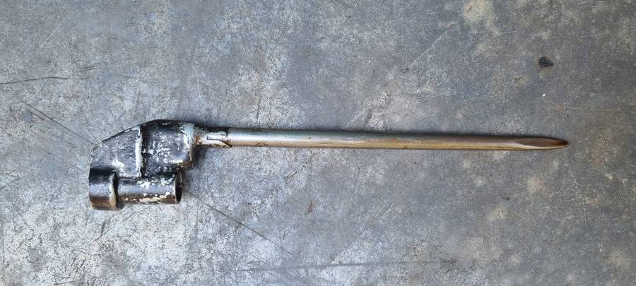 NO4 SPIKE BAYONETS , BRITISH , WW2