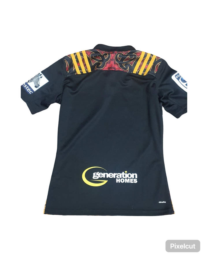 Super Rare Chiefs Super rugby limited edition jersey .