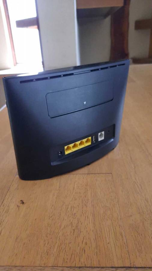 Huawei B525 4G LTE Wi-Fi Routers