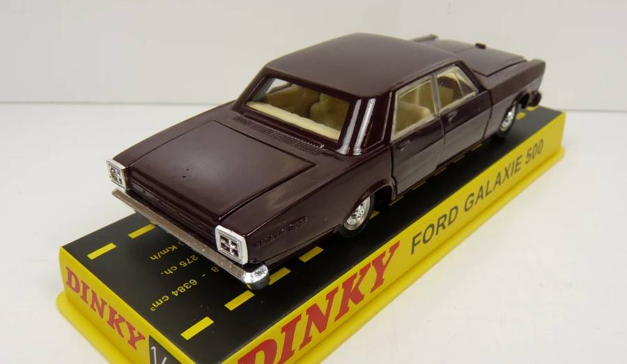 Ford Galaxie 500 1966 black 1/43 Atlas/Dinky NEW+boxed #6111 instant wheels