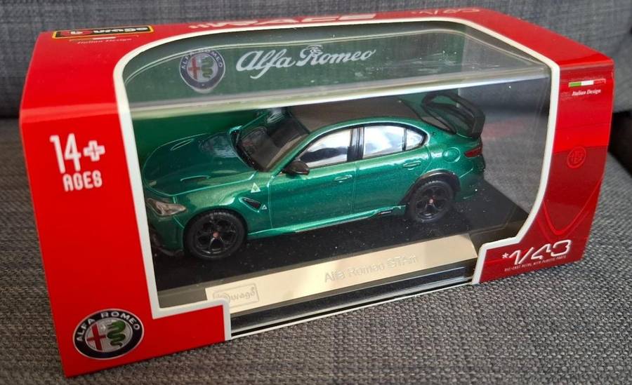 Alfa Romeo Giulia GTAm 2020 Montreal green metallic 1/43 Bburago NEW+boxed #6212 instant wheels