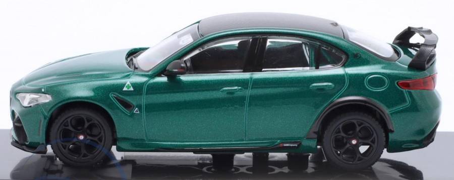 Alfa Romeo Giulia GTAm 2020 Montreal green metallic 1/43 Bburago NEW+boxed #6212 instant wheels