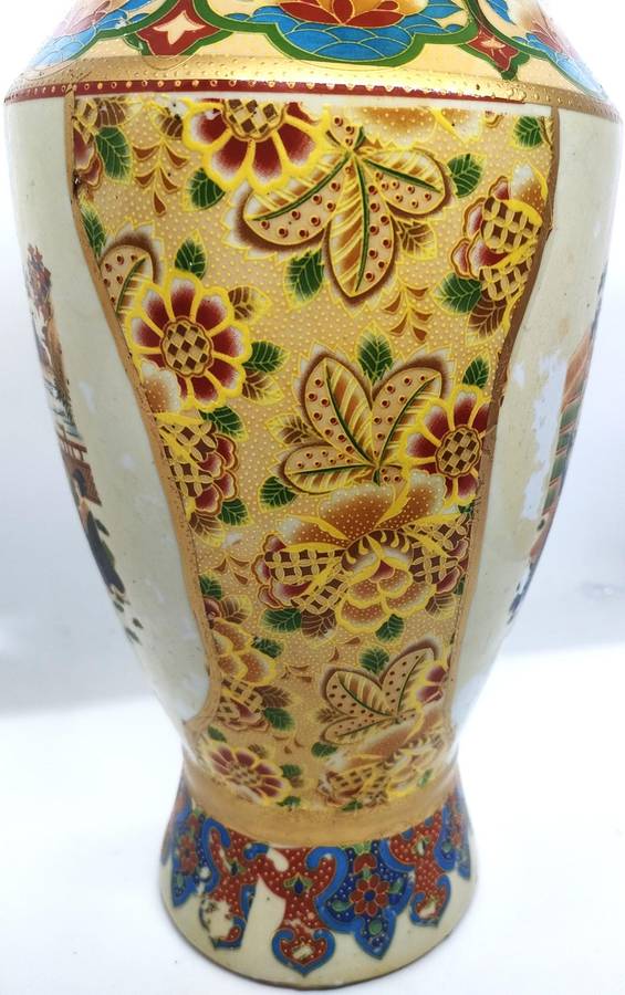 Large Oriental vase - 400 mm high - excellent condition, no damage - hand-painted - unique item