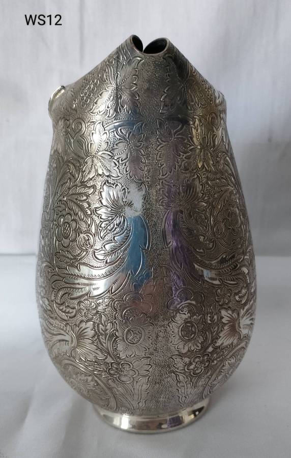Vintage Silver-plated jug in great condition with lovely engraving-190 x 115 mm excluding handle