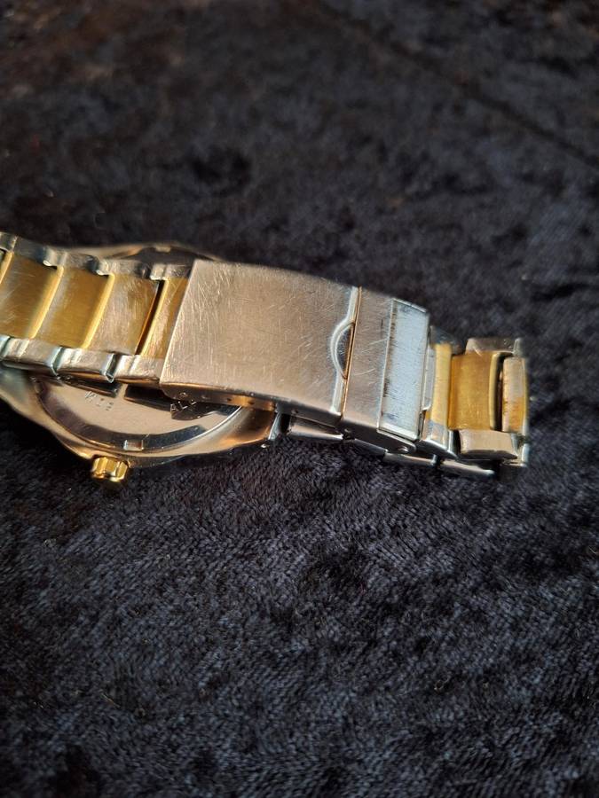 Tempo Men's Wristwatch - 50 Meters Water Resistant.