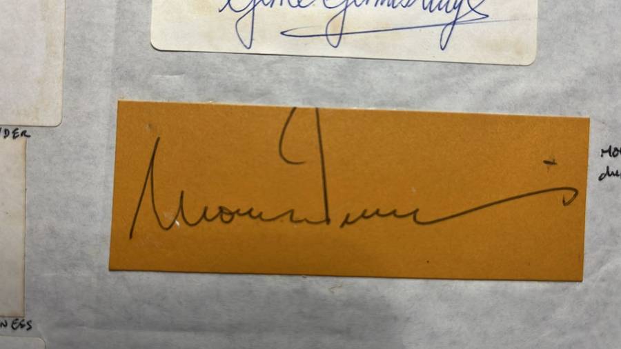 Original Signatures of 13 Springboks, details below