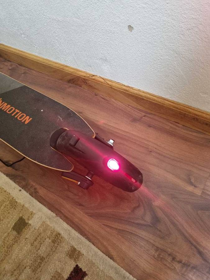 ## Inmotion A1 Electric Scooter with charger, not used much at all ##