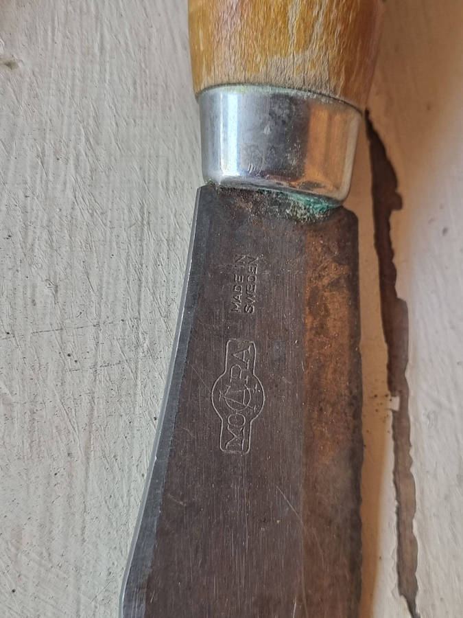 ### 3 x knives 2 of African origin 1 from Sweden with Sheaths ###