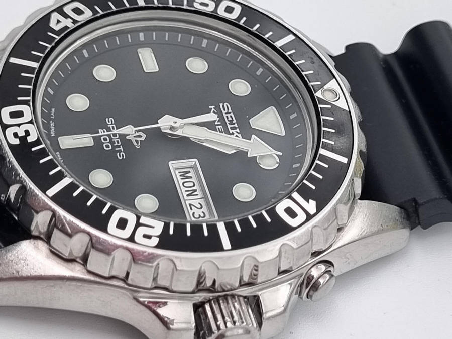 ## Seiko Kinetic Divers watch - adjustable Large wrist fit - Good condition ##