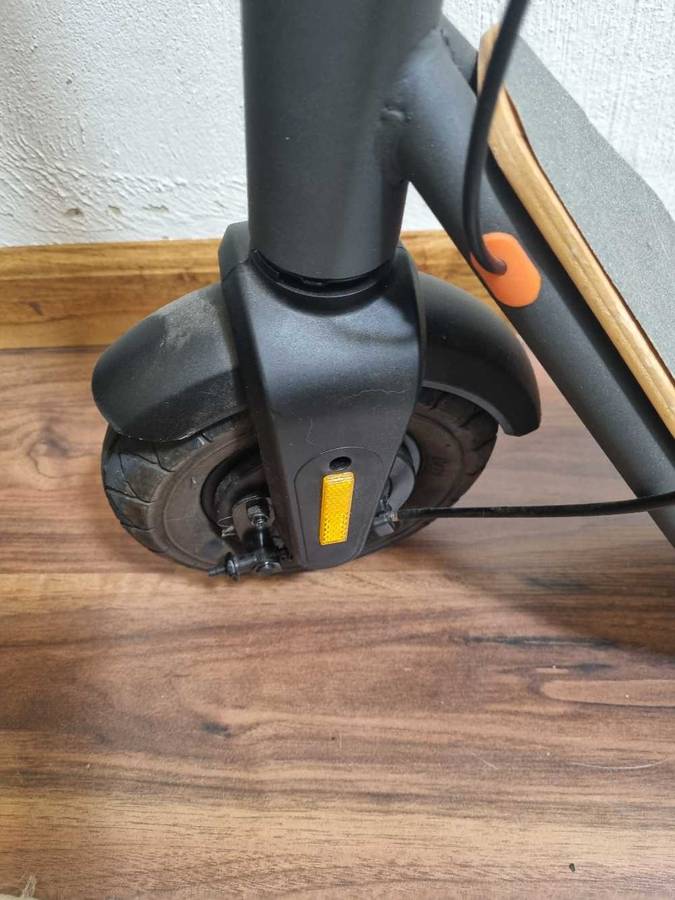 ## Inmotion A1 Electric Scooter with charger, not used much at all ##