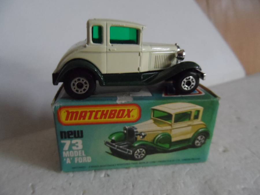 MATCHBOX SUPERFAST No. 73c FORD MODEL 'A' CAR IN ORIGINAL DISPLAY/STORAGE BOX