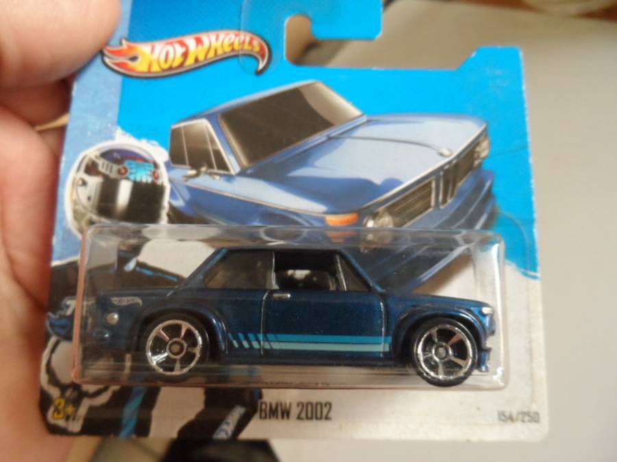 Hot Wheels BMW 2002 BMW Series  [M48]