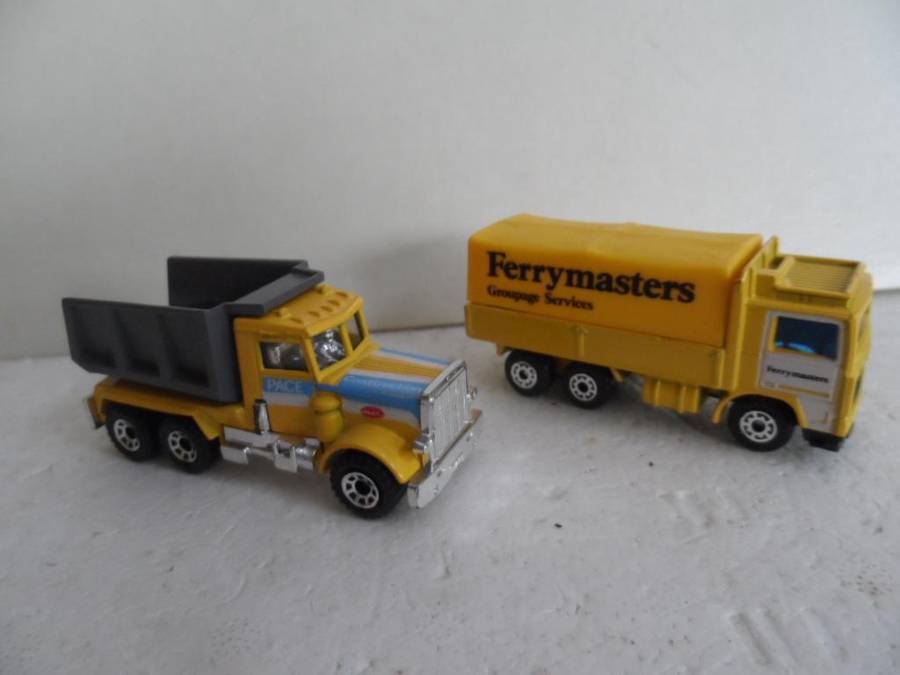 matchbox  tipper with unknown  closed truck-1 bid for both-