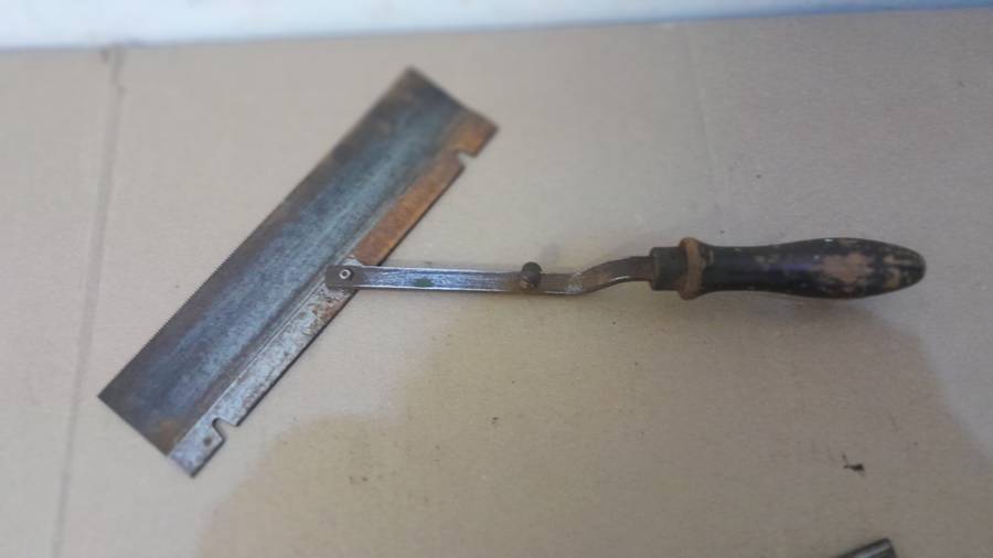 2 Dove tail saws - 1 left/right reversible & another