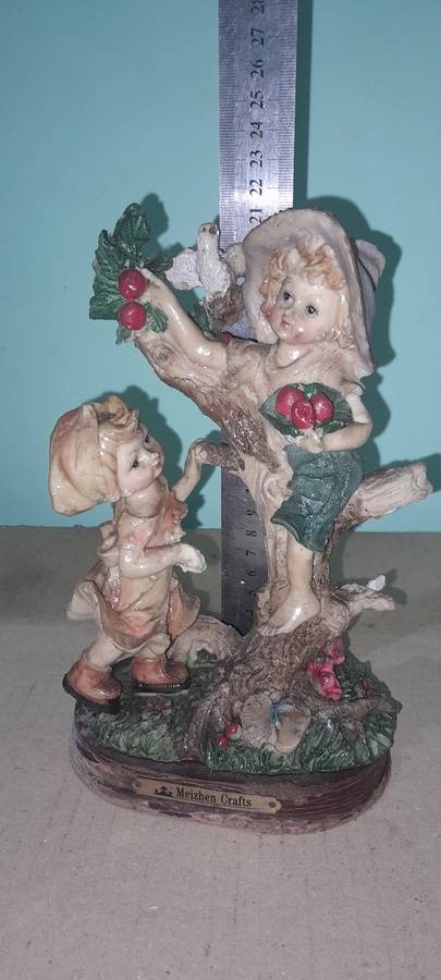 A Vintage Muizhen Craft - As per pictures