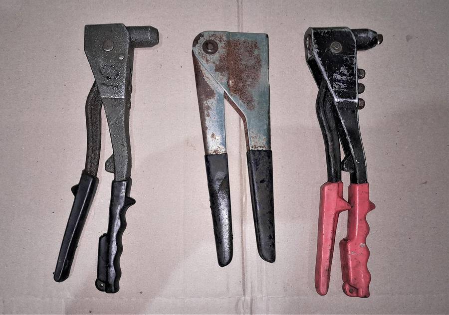 3 RIvert Guns - as is