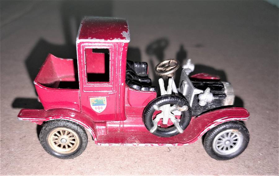 3 Diacast models - Models of yesteryear, LLEDO & Days Gone