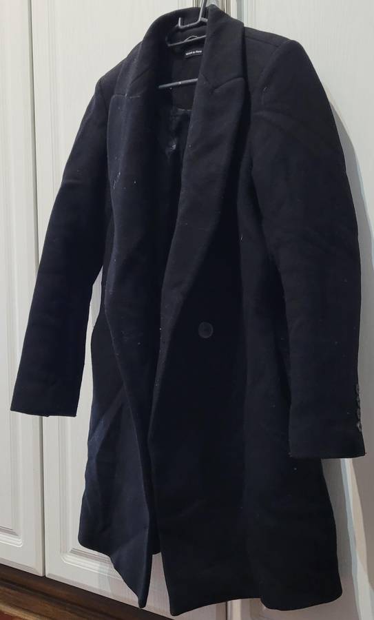 Black coat (Size M/L)