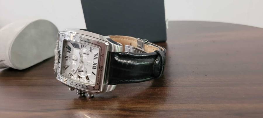 Guess men's watch (needs new strap)