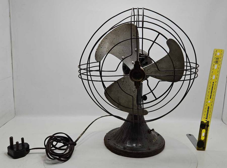 Vintage HEAVY, WORKING!!! Steampunk General Electric Fan