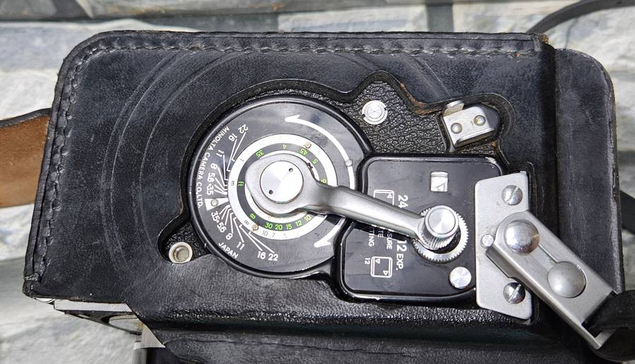 Beautiful highly collectible Minolta Autocord film camera, 1955-1966