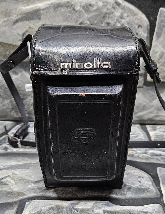 Beautiful highly collectible Minolta Autocord film camera, 1955-1966