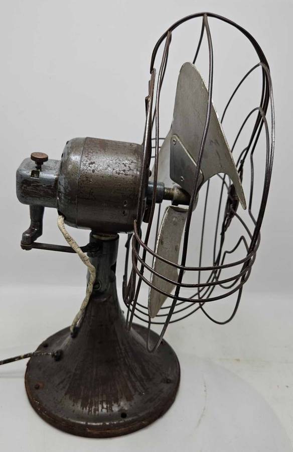 Vintage HEAVY, WORKING!!! Steampunk General Electric Fan