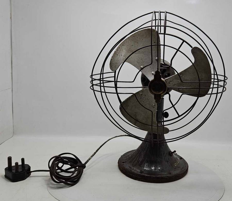 Vintage HEAVY, WORKING!!! Steampunk General Electric Fan
