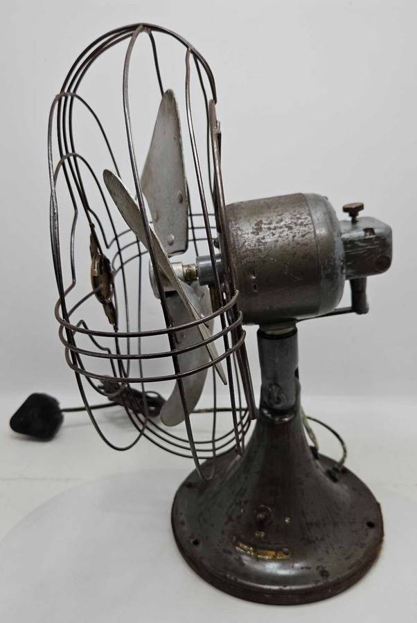 Vintage HEAVY, WORKING!!! Steampunk General Electric Fan