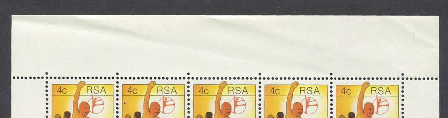 RSA - Sheet of 25 - 1979 - MNH - Extra Perforation Holes in Top and Bottom Margin