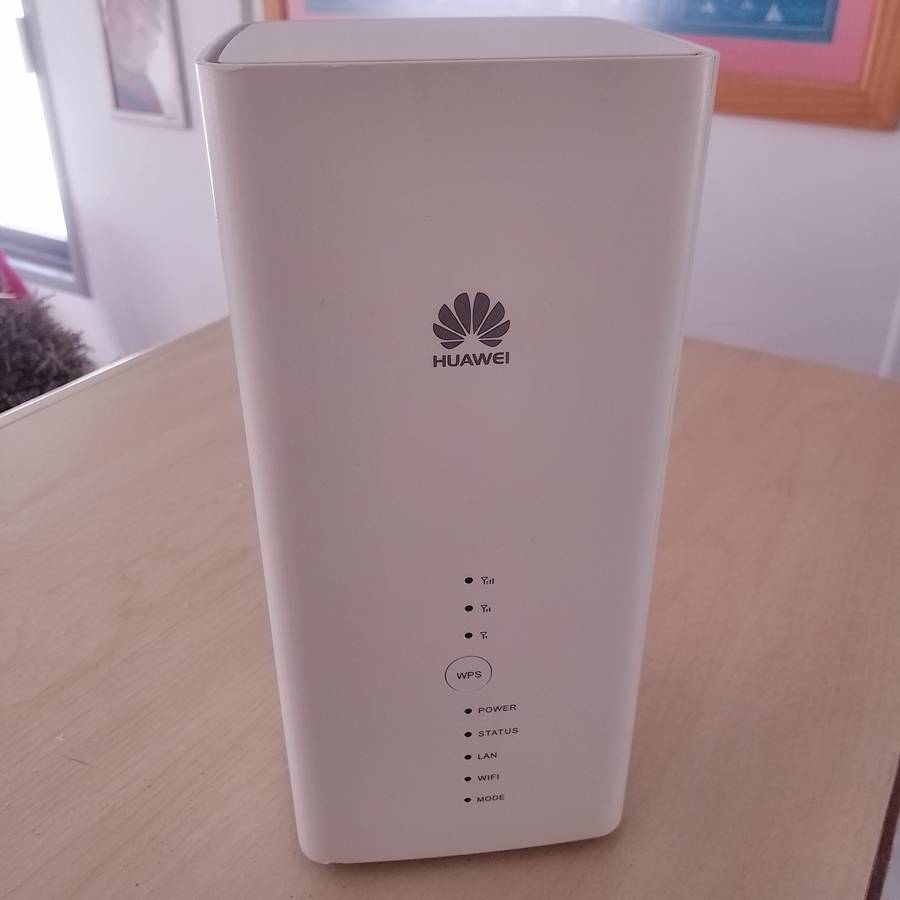 Huwawei B618 LTE DESKTOP ROUTER TAKES SIM