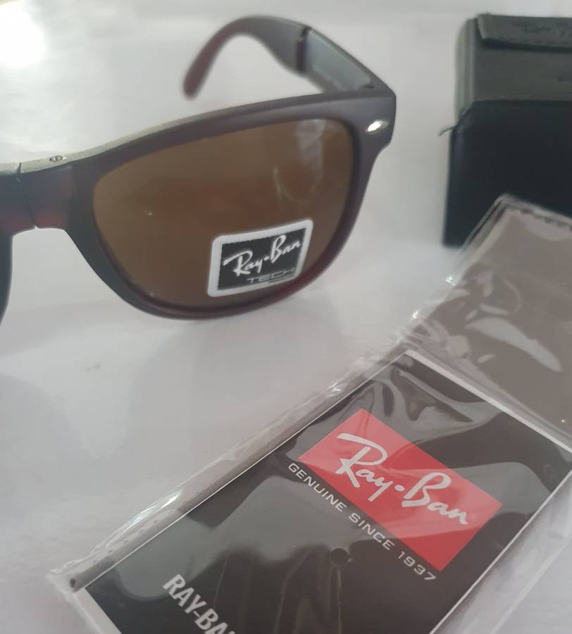 Ray-Ban RB4105 Wayfarer Folding
