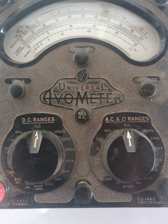 VINTAGE HUGE AVOMETER. UNIVERSAL. MODEL 8 MK111