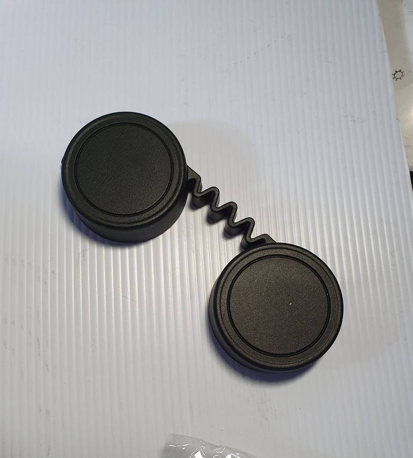 TASCO ES 10X42 BINOCULARS . AS GOOD AS NEW.