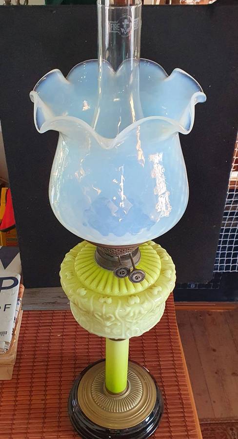 VICTORIAN GREEN VASELINE GLASS OIL LANTERN. C1870s. 700mm HIGH.