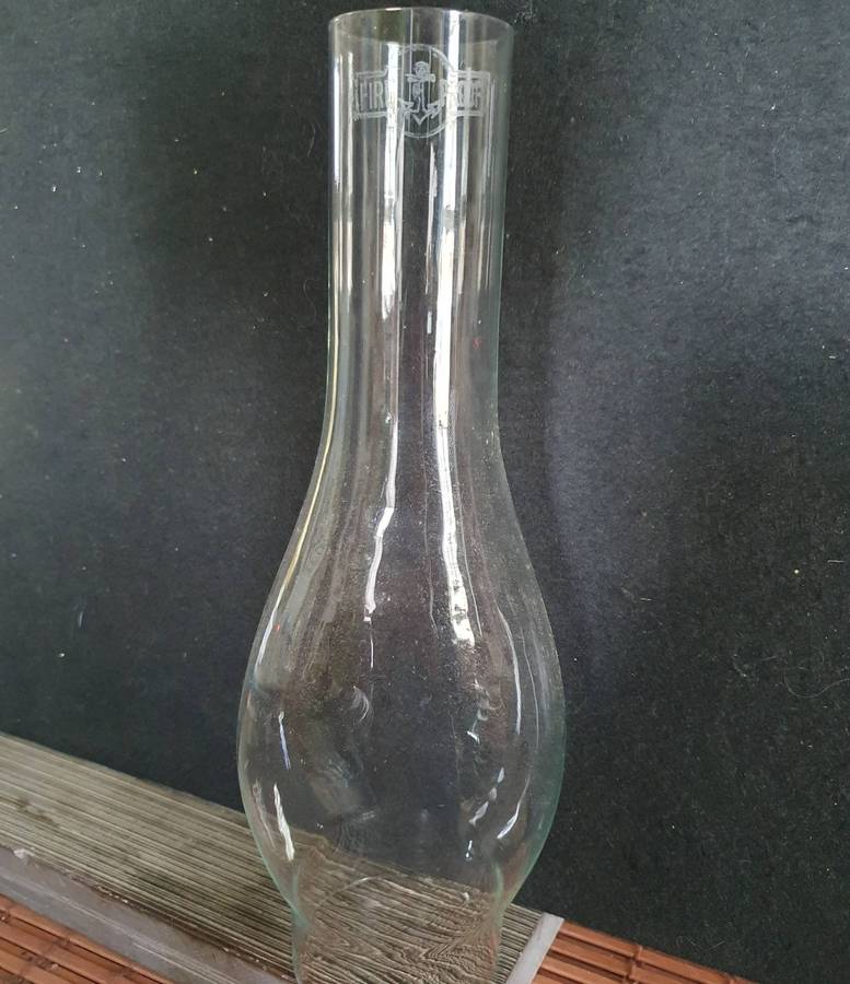 VICTORIAN GREEN VASELINE GLASS OIL LANTERN. C1870s. 700mm HIGH.