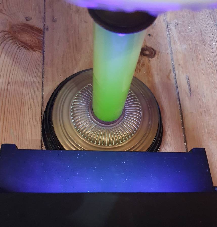 VICTORIAN GREEN VASELINE GLASS OIL LANTERN. C1870s. 700mm HIGH.