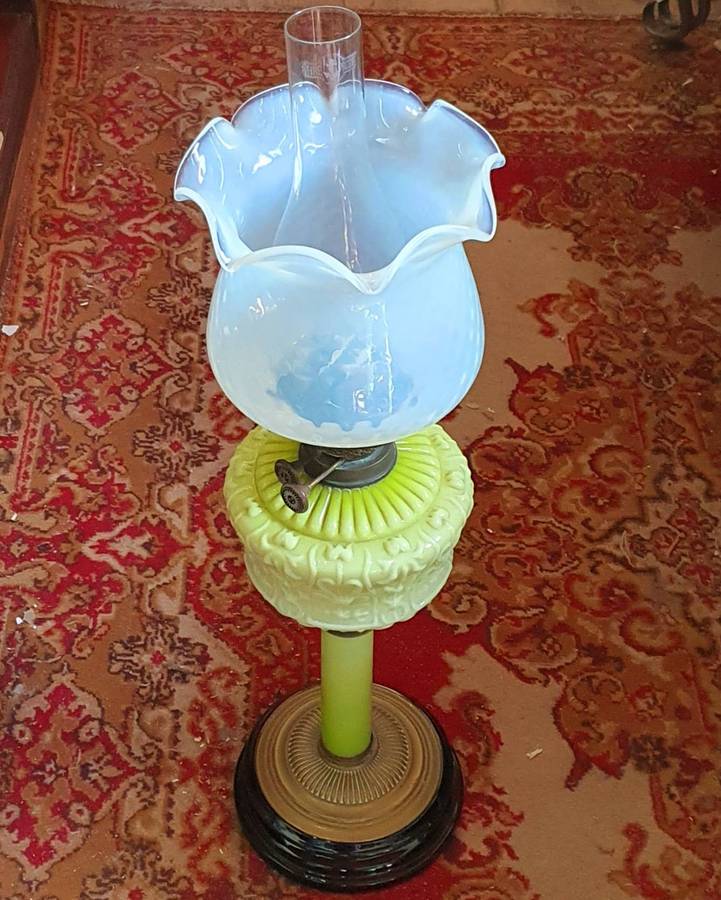 VICTORIAN GREEN VASELINE GLASS OIL LANTERN. C1870s. 700mm HIGH.