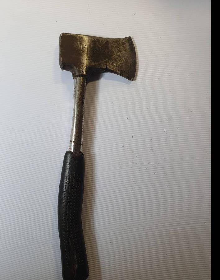 VINTAGE CARPENTERS  HAND AXE