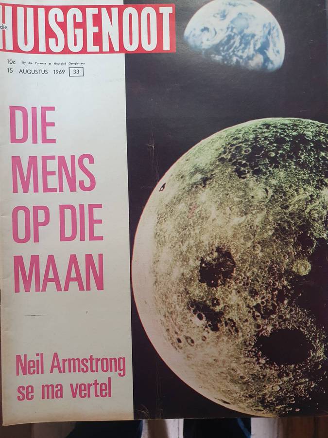 15 AUG. 1969  DIE HUISGENOOT. MENS OP DIE MAAN!!  HUGE COLLECTORS EDD. BIG FORMAT 28CM W X 35CM L.
