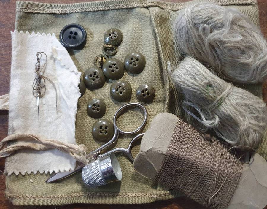 WW 11 SEWING KIT WITH CONTENTS.