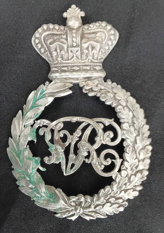 +RARE+ Africa Cape Rural Police white metal Helmet plate prior 1902 with Queens Crown