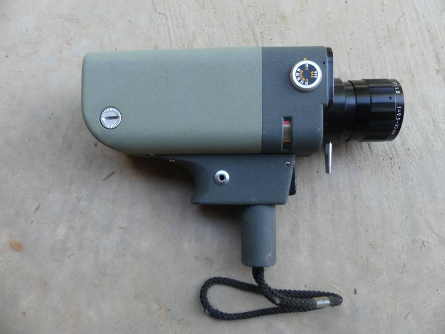 CHINON Zoom 8 Movie Camera