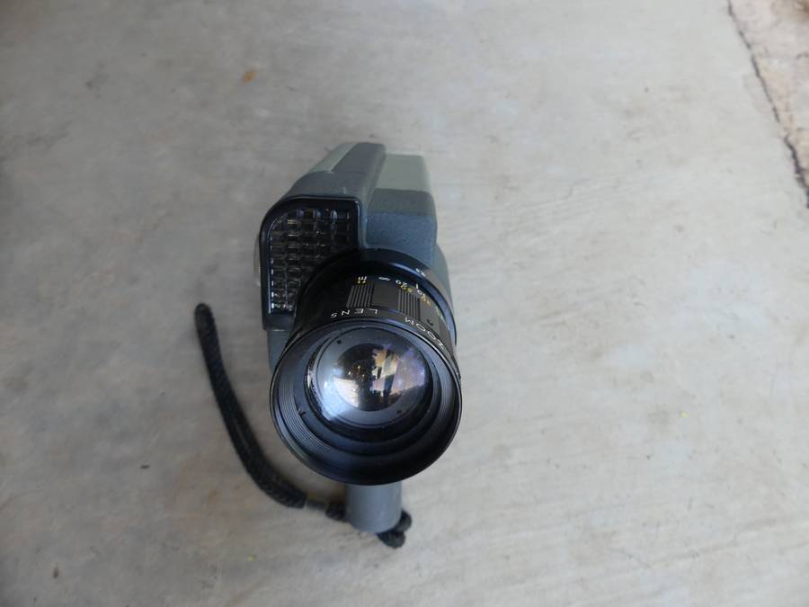 CHINON Zoom 8 Movie Camera