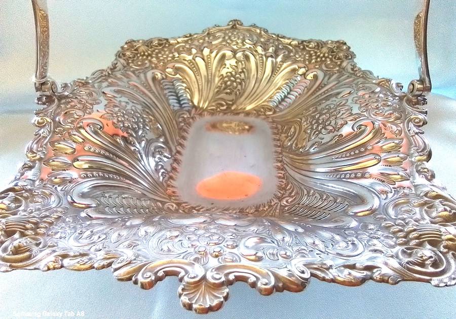 Sheffield    1897     -     Relief  Basket